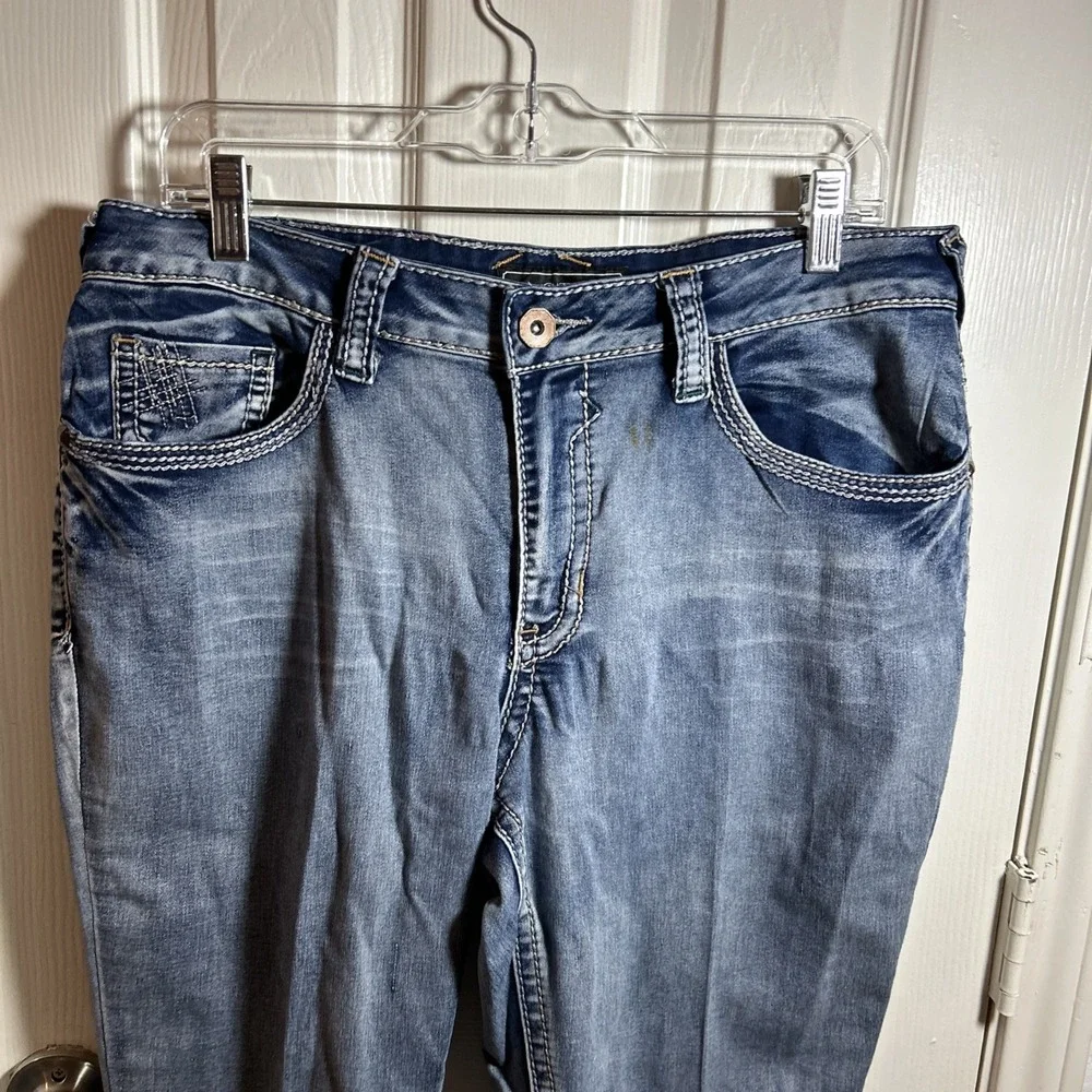 CATO Embroidered Pockets Blue Denim Jeans‎ Size 16W Womens